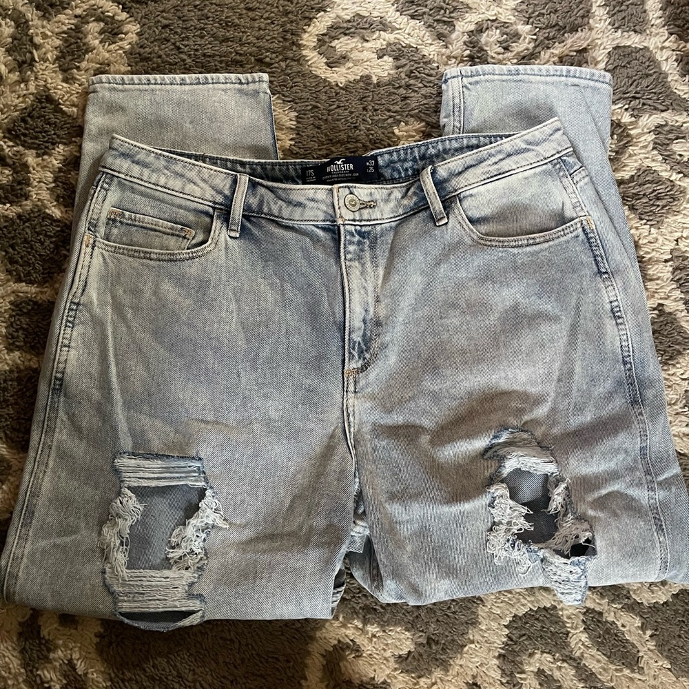 never worn curvy high rise mom jeans !